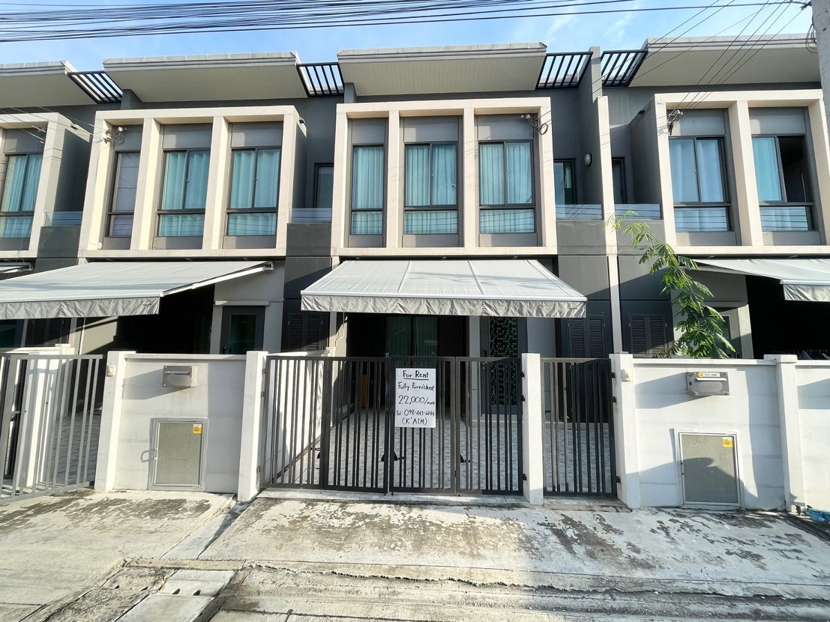 For rent, 2-storey Townhome Pleno Sukhumvit Bangna fully furnished ready to move in, near Mega Bangna