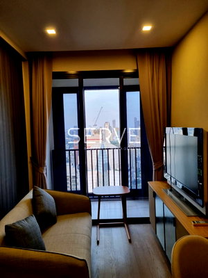 Condos for rent : 1 Bed 34 sq.m. High Fl. Good View Good Location MRT Sukhumvit 20 m. and BTS Asok 230 m. at Ashton Asoke Condo / For Rent