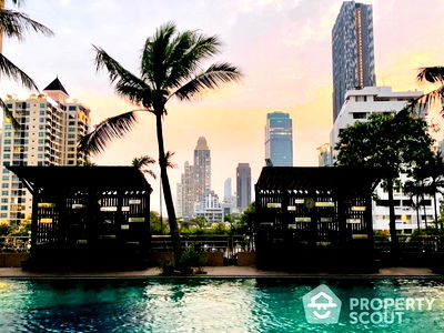Condos for sale Sathorn Thani Tower : 1-BR Condo at Sathorn Gardens near MRT Si Lom (ID 1883054)