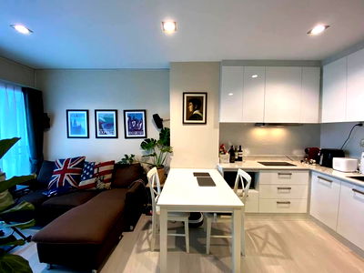 Condos for rent : One plus klong chon 1 condo for rent 12,000 THB/month Tel. 082-389-9314 (Boo)