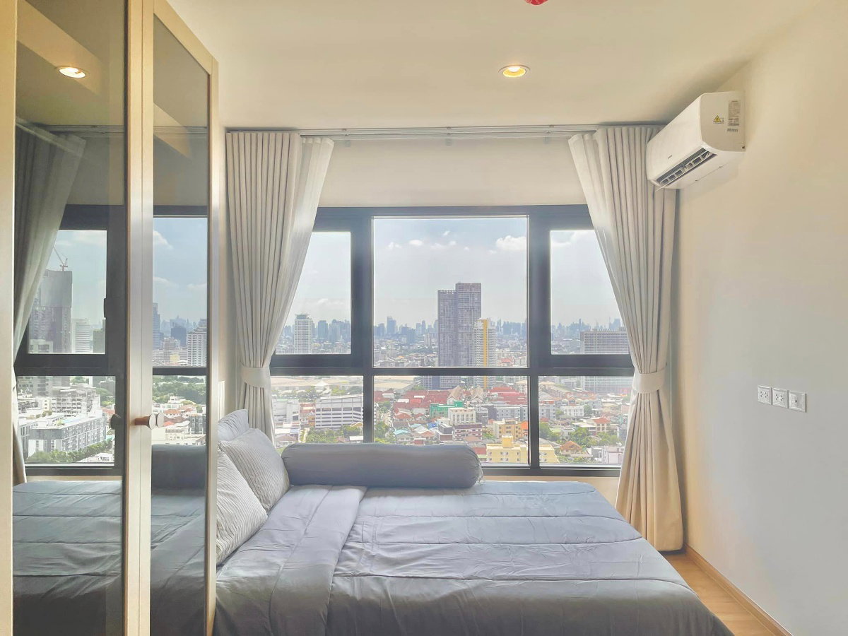 Code: KJ2345  For Rent THE LINE VIBE Phahonyothin // Line ID: @kjcondo (with @) //