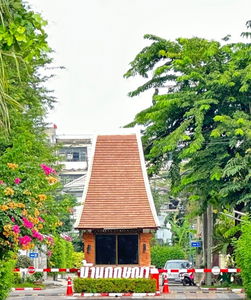 Baan Krissana wathcharapol