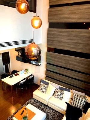 คอนโดให้เช่า : 📌 ให้เช่าคอนโด ไอวี่ แอมพิโอ รัชดา อาคาร 1 ชั้น 23 Duplex 3 ห้องนอน ขนาด 136.00 ตรม ใกล้ ห้างสรรพสินค้า Esplanade