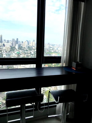 Condos for rent Soi Sukhumvit 71 : For rent: Rhythm Sukhumvit 44/1, beautiful room, ready to move in, good location, near BTS Phra Khanong. Interested, add Line @841qqlnr
