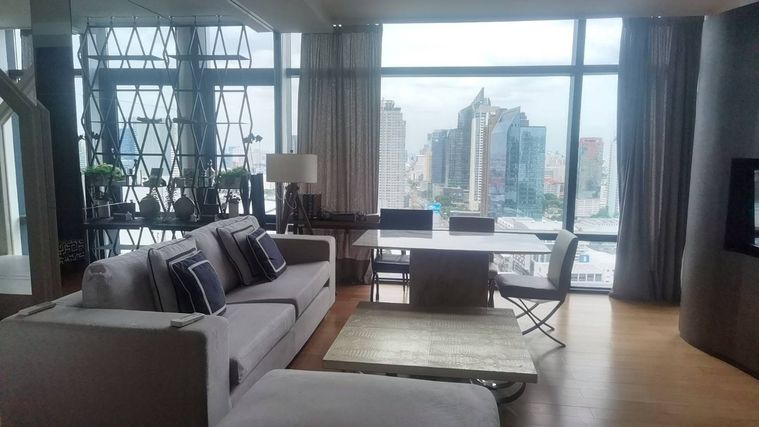 ให้เช่าคอนโด :   เซอร์เคิล ลิฟวิ่ง โปรโตไทพ์ (ST-02) Line : @condo78