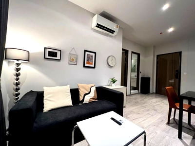 คอนโดให้เช่า : ให้เช่าคอนโด Rhythm Ekkamai Estate พร้อมเข้าอยู่สนใจติดต่อ Line @goodmanpro หรือ โทร 0999029192