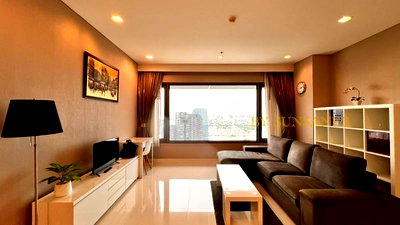 คอนโดให้เช่า : Amanta Lumpini | ให้เช่า 2 ห้องนอน ห้องกว้าง ตกแต่งเรียบร้อยน่าอยู่ ทำเลสะดวกใกล้ทางด่วน และ MRT