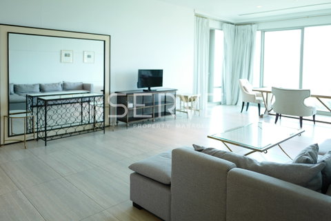 รูปภาพ Best view 2 Beds with Bathtub Large Room 131 Sq.m. High Fl. 10+ Good Location BTS Ratchadamri 300 m. at 185 Rajadamri Condo / For Rent