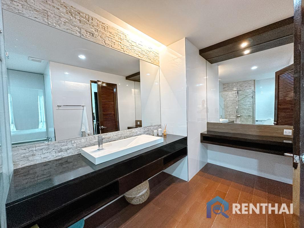 Regent Bangtao 2bed Condo in Phuket - Fully furnished, Gym & Pool - image 6