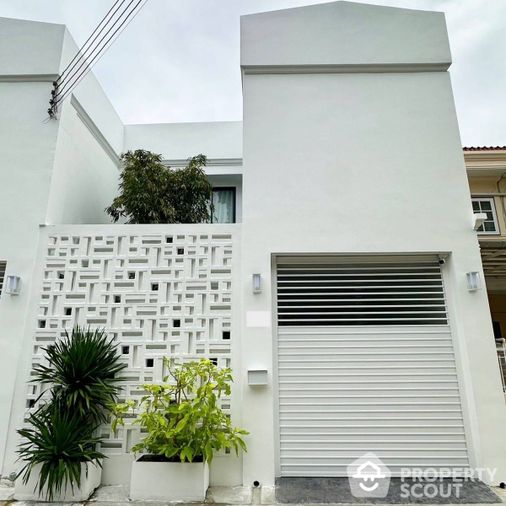 บ้าน 4 นอน ใน พระโขนงเหนือ (ID 1894418)