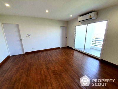 Condos for rent Charan Sanit Wong Road : 2-BR Condo at Rama VI Mansion Condominium near MRT Bang Pho (ID 1725357)