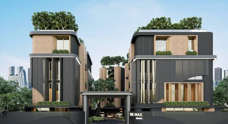 เดอะแม็กซ์ เอกมัย 