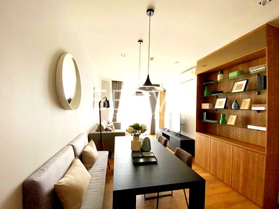 คอนโดให้เช่า : Hot Deal!! Cozy Style 2 Beds Corner Unit High Fl. 25+ Shuttle bus to BTS  Phrom Phong/Condo For Rent-Park 24 (พาร์ค 24)