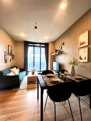 Condos for rent Pathumwan Institute of Technology :  For Rent XT Huaikwang Near MRT