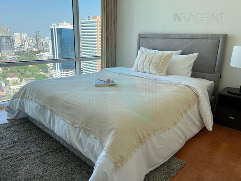 🚩 For Rent Condo FULLERTON Building 1, Floor 24,2 bed room, Room size 105.00 sqm