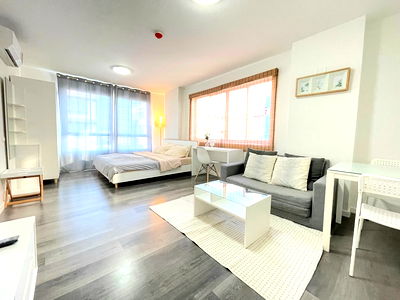 Condos for rent Bang Bo Samut Prakarn : For rent Corner room, Front building,available 1st Oct 2025