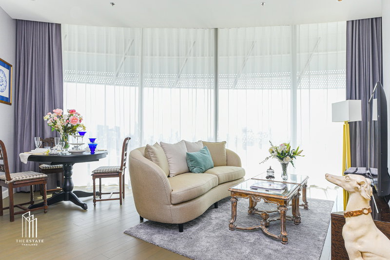 Condos for sale : Condo for SALE Magnolias Ratchadamri Boulevard, high floor 20+, corner room, panoramic view, this location is hard to find @20.94 MB All in