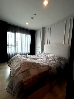 Condos for sale : For Sale Life One Wireless Fully Furnished (Near BTS Ploenchit)