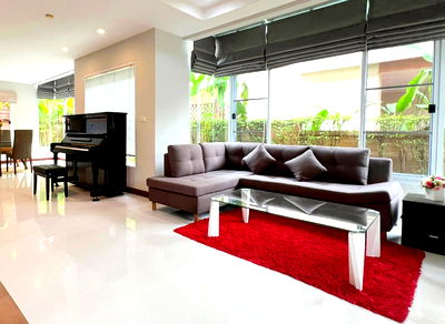 Houses for rent : For rent Chiang Mai House Laddarom Eleegance Fully Furnished, Garden, 3Beds 3Baths