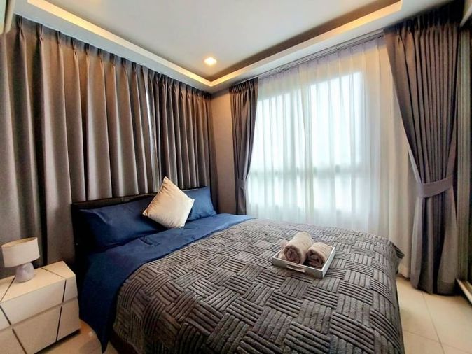 Arcadia Beach Resort  2 bedrooms in high floor City view  pattaya 