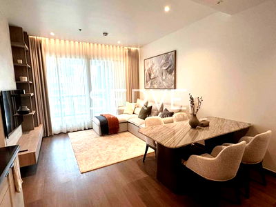 Condos for sale Central Embassy  : Modern & Luxury 1 Bed with Bathtub 58 sq.m. Good Location BTS Chit Lom 300 m. at  The Address Chidlom Condo / For Sale