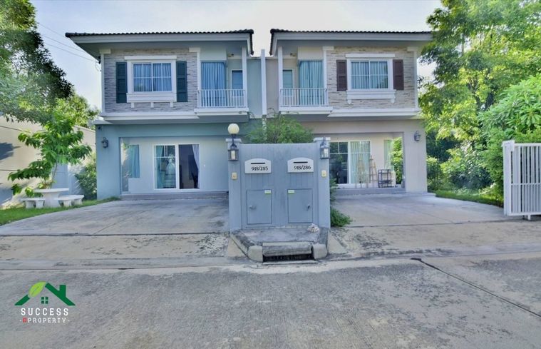 ขายบ้านแฝด วิลลาจจิโอ ประชาอุทิศ 90 บ้านแปลงริม บรรยากาศติดธรรมชาติ สภาพใหม่ แถมเฟอร์ฯครบ หิ้วกระเป๋าเข้าอยู่ได้เลย ทำเลดีใกล้สวนส่วนกลาง