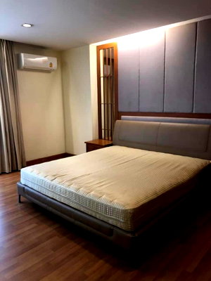 ขายคอนโด : The roof garden อ่อนนุช-สุขุมวิท50 ชั้น 8 ห้องริมเลขที่ 53 พื้นที่ 60 ตรม. 1ห้องนอน 1ห้องน้ำ ขาย 3.6ล้านบาท