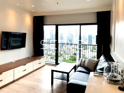 คอนโดให้เช่า : Corner Unit 1 Bed with Bathtub High Fl. Nice view & Perfect Location BTS Thong Lo / Condo For Rent-Noble Remix (โนเบิล รีมิกซ์)