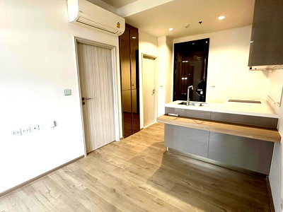 ขายคอนโด : (ขายด่วน!!) 𝗤𝘂𝗶𝗻𝗻 𝗦𝘂𝗸𝗵𝘂𝗺𝘃𝗶𝘁 𝟭𝟬𝟭 ✨คอนโด 0 เมตรถึง BTS ปุณณวิถี🚆 ใกล้ True Digital Park 🔥ห้องไม่เคยเข้าอยู่ ขายราคาถูกกว่าโครงการ!!🔥