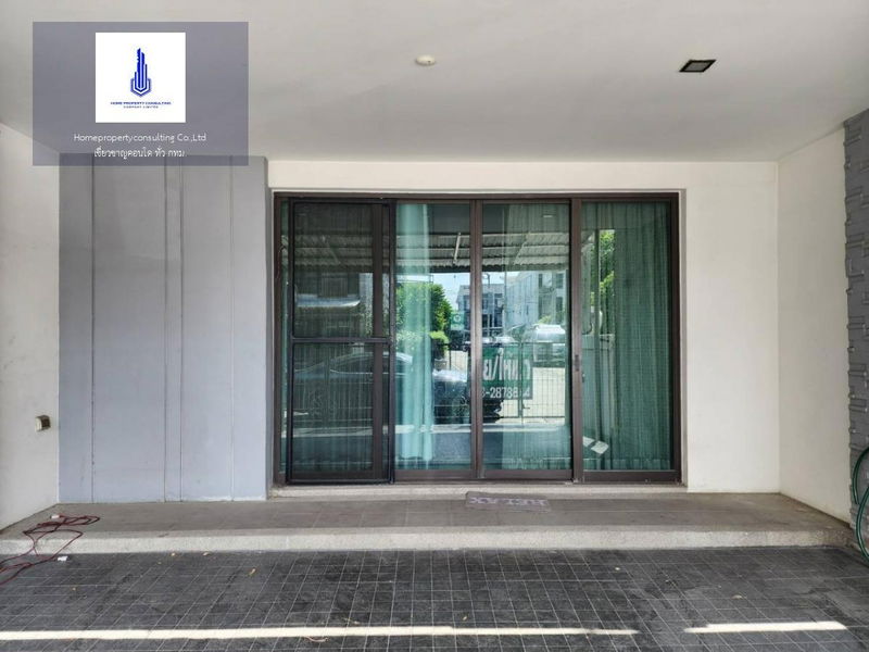 ขายทาวน์โฮม : ขายโครงการ Plex Bangna เป็นโครงการทาวน์โฮม 3 ชั้น ขนาด 22 วา หน้ากว้าง 5.5 ม. มี 3 ห้องนอน 4 ห้องน้ำ 2 ห้องอเนกประสงค์