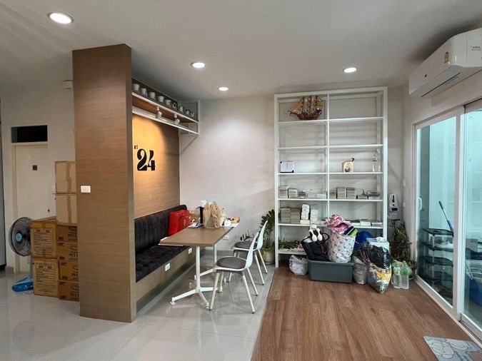 3-bed home office for rent, 248 sqm, 50 sq wah, Chuan Chuen Modus Viphavadi