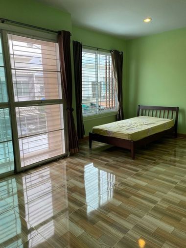 3-bed townhouse for rent, 20 sq wah, The Pleno Ekachai - Kanjanapisek