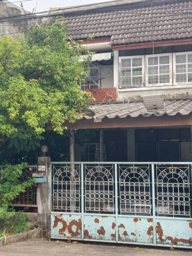 3-bed townhouse for sale, 60 sqm, 27 sq wah, Prachakornthai Village