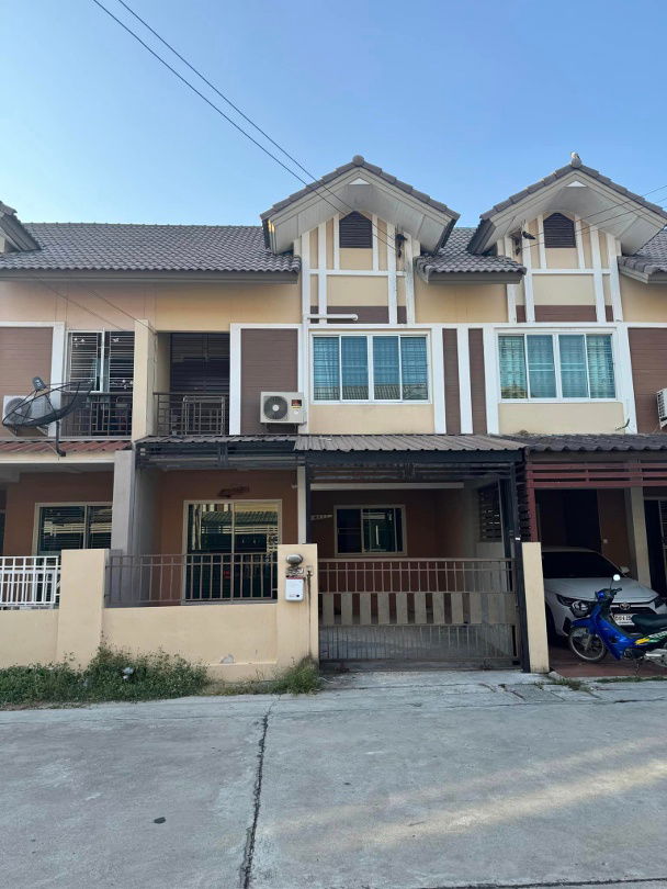 ทาวน์โฮมให้เช่า : ให้เช่าทาวน์โฮม ม.เซนสิริ แหลมฉบัง ศรีราชา, ชลบุรี