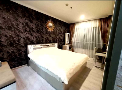 Condos for rent : 💥CP-5423💥Life Ratchadapisek 👉Line : @fastcondo