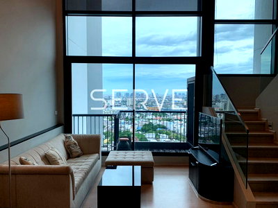 คอนโดให้เช่า : Loft 1 Bed with Bathtub Nice Room & Good Location Location Next to BTS Phra khanong 50 m. / For Rent-Rhythm Sukhumvit 44