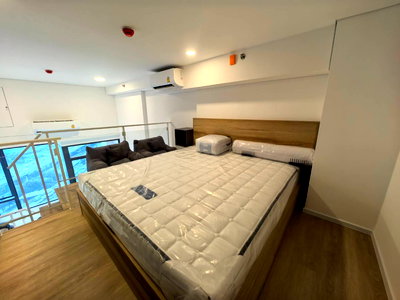 Condos for rent : siamese rama 9new room all new furnitures   38sqm duplex room     096-642-2656