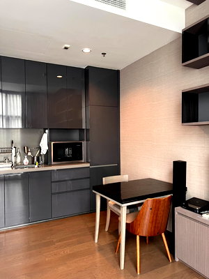 Condos for rent : for rent condo The Diplomat Sathon 1 Bed only 40,000 Bath (S15-28089)