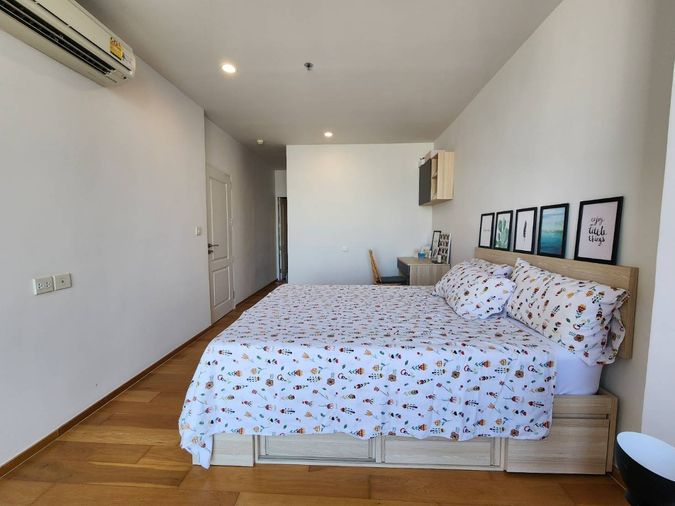 Sell ​ Noble Revo Silom, good location condo in Silom and Sathorn 160 meters Surasak BTS,, 55 sq m, 1 bed, river view, west, fully furnished, 7.5 MB.