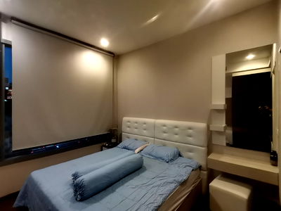 Condos for rent MRT Sukhumvit : Available for rent!! Q Asoke 2 Bedroom with corner unit. Fully Furnished, Ready to move in
