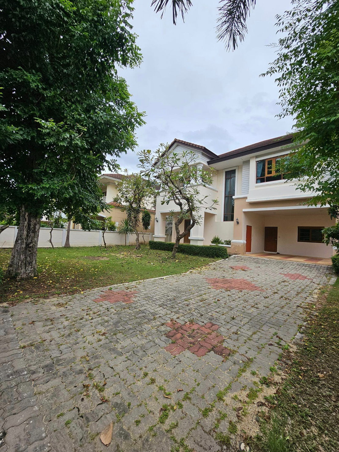 🔥Large luxury single house for rent🔥 Ready to move in, fully furnished, convenient to travel, if you like to talk, come to the event!!! (Y0006)
