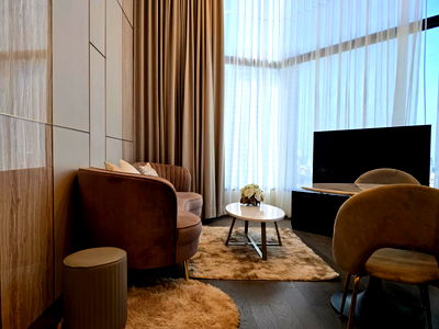 เช่าคอนโด MRT สามย่าน : Park Origin Chula - Samyan【𝐑𝐄𝐍𝐓】🔥ห้องสไตล์ Luxury Duplex 2 ห้องนอน สิ่งอำนวยความสะดวกครบครัน ใกล้ MRT 🔥 ติดต่อไลน์ไอดี: @hacondo
