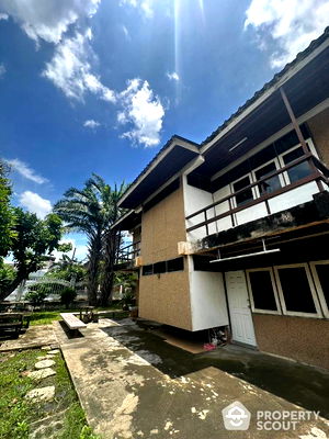 Houses for sale Bangna Commercial College : 5-BR House near BTS Bang Chak (ID 1914261)