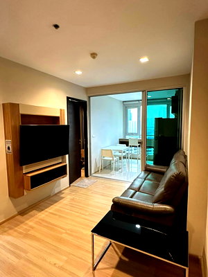 เช่าคอนโด รร.นานาชาติโชรส์เบอรี่  : เช่าคอนโด  ริทึ่ม สาทร Rhythm Sathorn (A11081) ID Line : @condo88