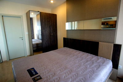 Condos for sale : Ideo Q Chula Samyan【𝐒𝐄𝐋𝐋 & 𝐑𝐄𝐍𝐓】🔥Live life in city style with premium amenities. Near important places. 🔥 Contact Line ID: @hacondo