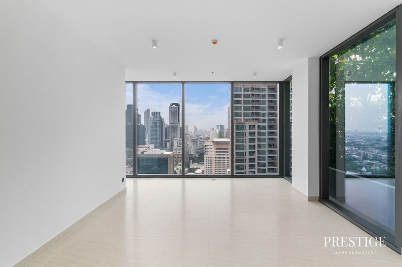 Condos for sale : Hot sale Tait Sathon 12 ( sale before transfer)