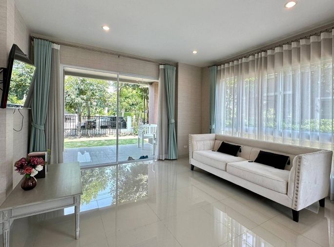 ขายบ้านเดี่ยว 3 ห้องนอน 218 ตร.ม. 100 ตร.ว. ชวนชื่น แกรนด์ เอกชัย บางบอน