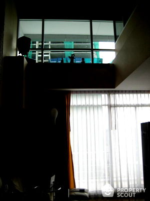 Condos for sale : 2-BR Condo at The Trendy Condominium near BTS Nana (ID 1929674)