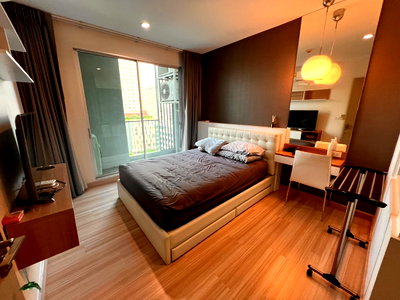 Condos for rent : For Rent Hotel Serviced Condo Fully Furnished (Near MRT Bang Krasor station)
