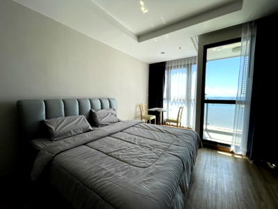 Condos for rent Robinson Sriracha : For Rent Condo Ladda Plus Sriracha Sea view near Robinson Shopping mall